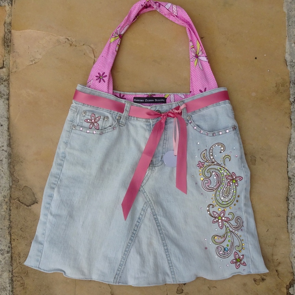 Upcycled Embroidered Floral Denim Jean Casual Girly Boho DIY Y2K Beach Bag Purse